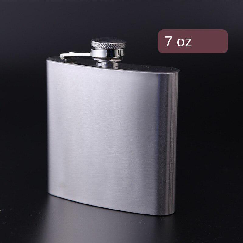 304 Stainless Steel Thickened Hip Flask Enjoy At Any Time Portable Hip Flask Small Mini Bar Must Have Alcohol Groomsmen Gifts