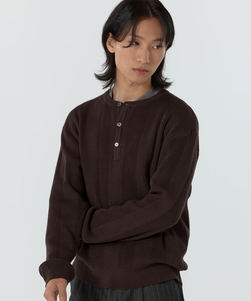 JUAN HOMME Henley Neck Ribbed Knit (Brown)