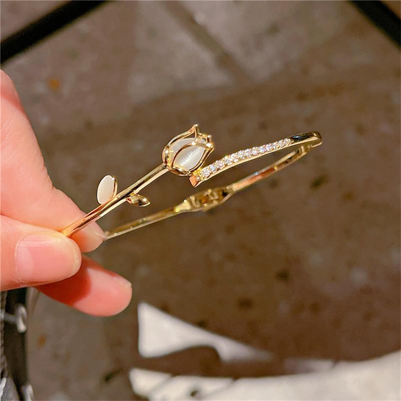 Exquisite Tulip Zircon Bracelet For Women Girls Fashionable Personalized Daily Jewelry Accessories Birthday Anniversary Gifts