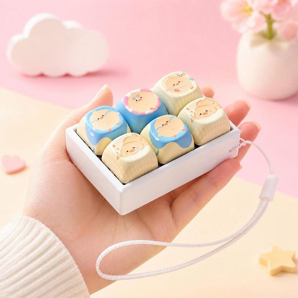Stress Relief Fidget Keychain Push Button Button Keycap Keychain Finger Keyboard Cap Kids Adults