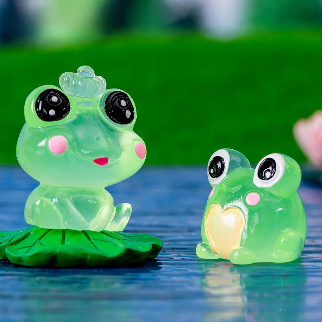Schattige Lichtgevende Kikker Figuurtjes Hars Dieren Ornament Voor Auto Bureau Decoratie