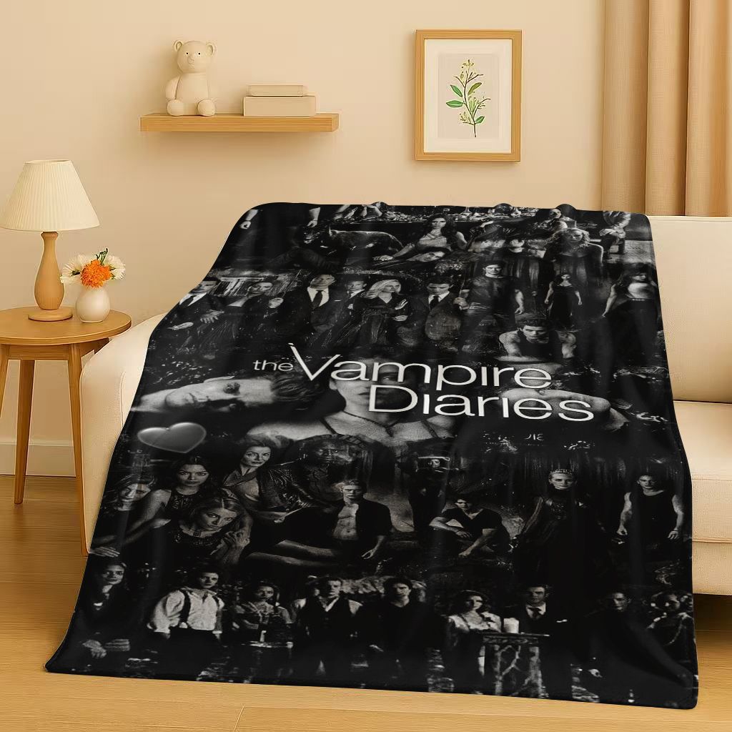 HD The Vampire Diaries Damon Salvatore Couverture Flanelle TV, Couverture Peluche Ultra Douce et Chaude pour Maison Chambre Lit Canapé Enfants