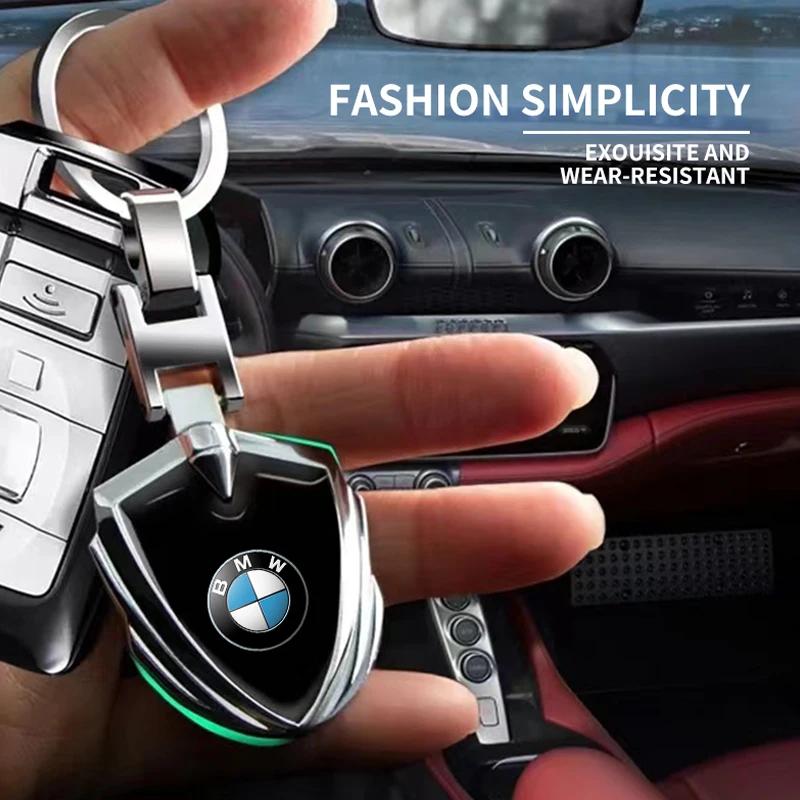 1Pcs Car Emblem Stying Metal Key Rings Shield Shaped Keychain for BMW M E46 E90 E60 F10 F30 F20 E39 E36 X5 E70 F25 F15 E53 E92