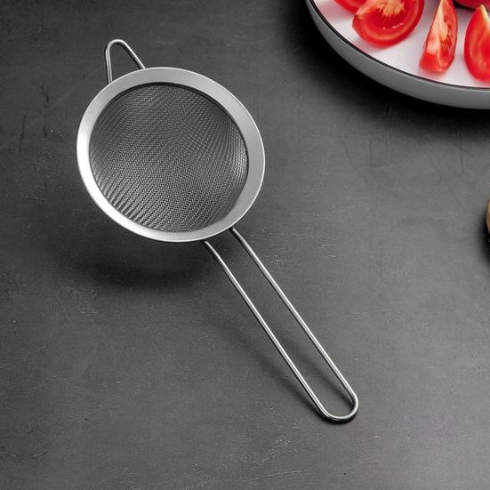 Stainless Steel Fine Mesh Strainers with Handle for Kitchen Flour Sieve Food Strainer Sifters for Tea Soybean Milk Juice