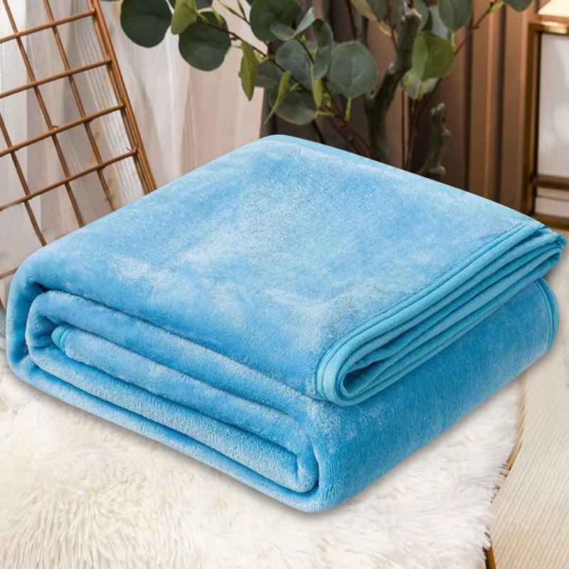 Soft and Warm Coral Fleece Blanket for Autumn and Winter
