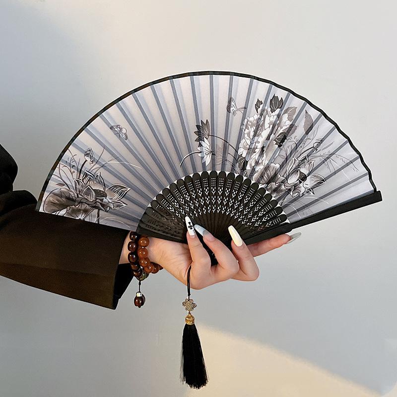 Portable Bamboo Folding Fan Vintage Silk Decorative Fans Wedding Party Home Decor Gifts Female Dancing Handheld Fan Chinese