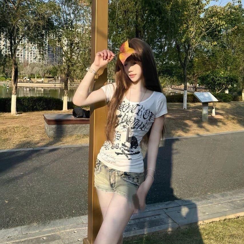 Sexy Women's T-shirts Black White Girls Y2K Tees Lady Fashion T-shirts Street Wear