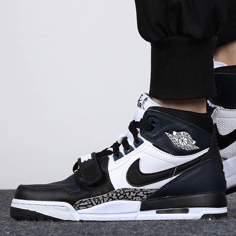 Дитячі кросівки Air Jordan Legacy 312 BG Midnight Navy Сині Чорні Білі DO7442-401