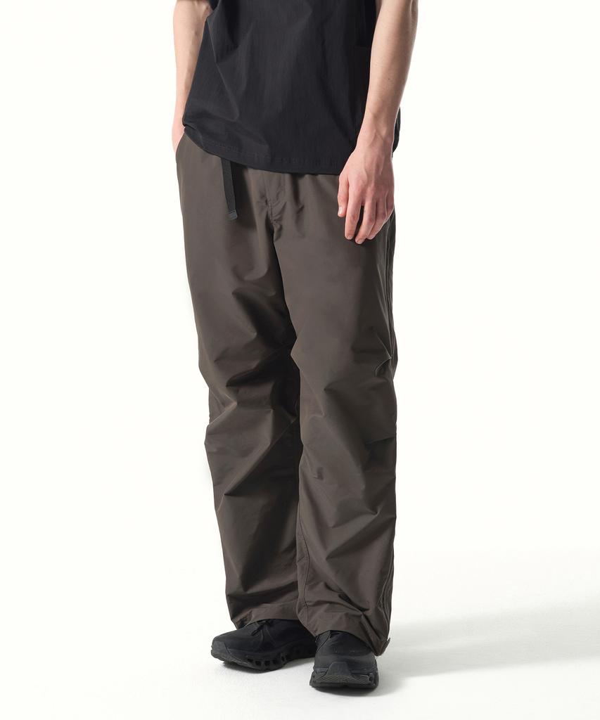 MUSINSA STANDARD [City Leisure] Np Side Zipper Parachute Pants [Mud Grey]