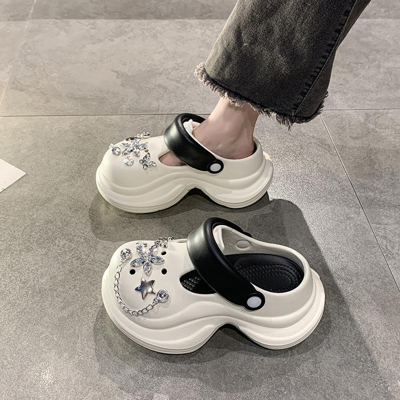 Spring and Summer 2025 New Rhinestone Heightening Hole Shoes Women's Ins Tide Non-slip Thick Sole Two Wear Bag Head Slippers Women's Shoes