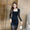 Rochii de toamnă la modă, slim fit și tentantă, cu ochiuri de plasă, plisate, sexy din dantelă, cu mânecă lungă