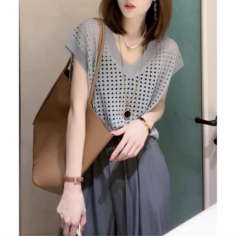 Hollowed-out Waistcoat Knitwear Women's Summer New V-neck Design Sense Spice Girl Network Red Thin All-matching Top