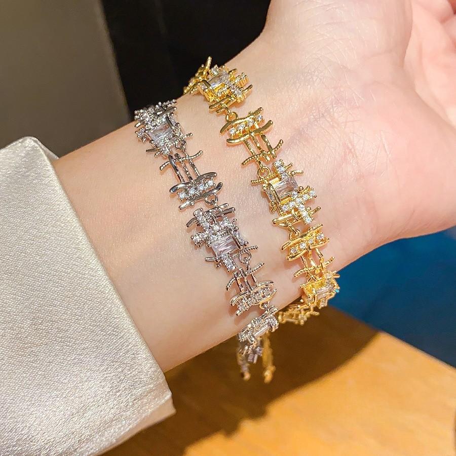 Zircon Irregular Geometric Bracelet With Cubic Zirconia For Elegant Women