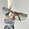 Occhiali da Sole da Donna Moda Forati Retrò Nuova Personalità Occhiali da Sole per Foto di Strada Steampunk Lusso Lenti Trasparenti Tonalità di Tendenza