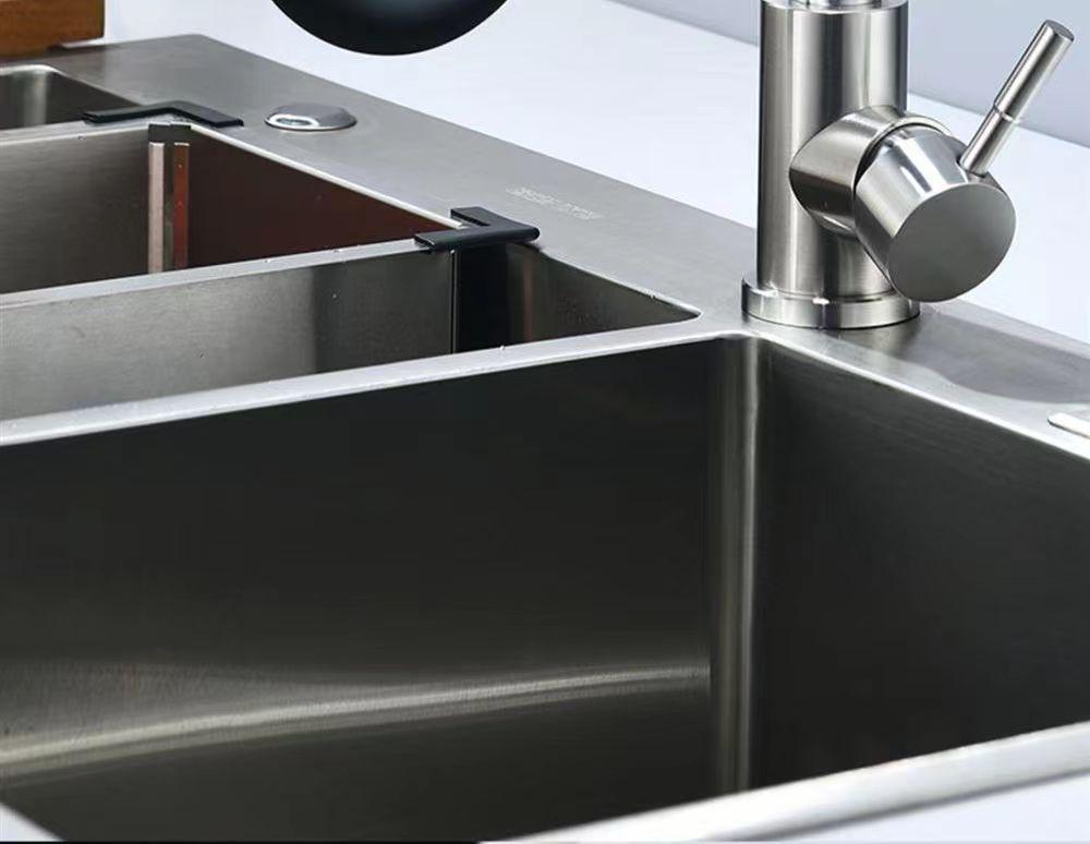 Universal Stainless Steel 304 Kitchen Faucet with Colored Silicone Hose, Rotating Sink Fixture.