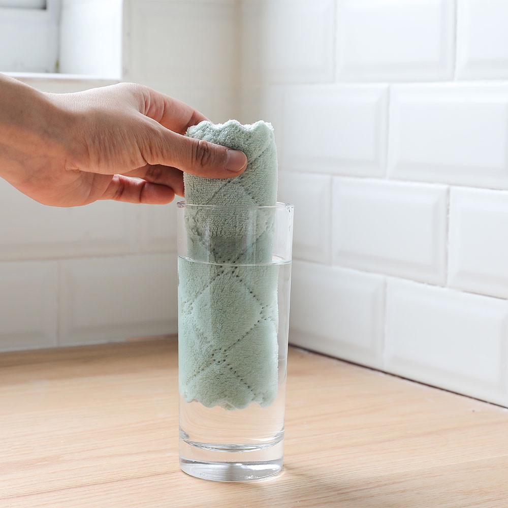 Nonstick Oil Coral Velvet Hanging Hand Towels Kitchen Dishclout