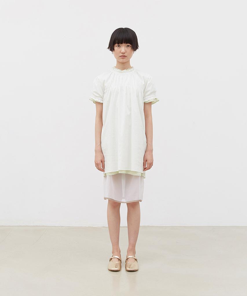 Koseumoseu Pintucked Tunic Dress (White)