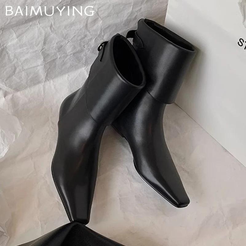 Platte Dames Enkellaarsjes Vierkante Neus Mode Sexy Leer Nieuwe Schoenen 2025 Trend Designer Klassieke Gesp Goth Winter Botas De Mujer