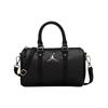Jordan Liten Duffle Bag Läder Axelväska Svart Jordan DR5595-010