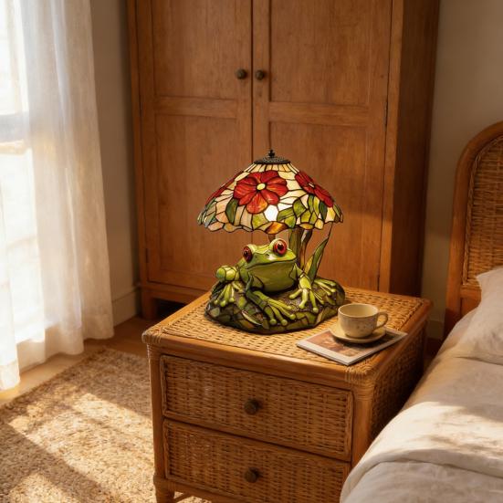 Frog & Flower Table Lamp Handcrafted Resin Decor with Warm Glow Decorative Night Light for Bedroom