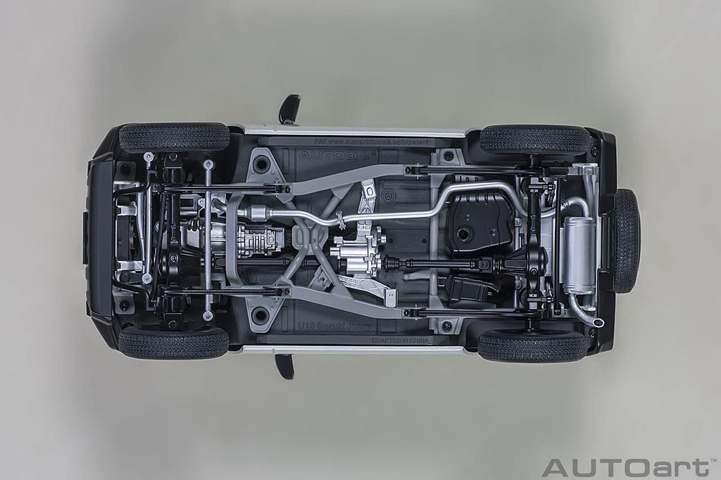 AUTOart Suzuki Jimny White Pearl Finished Model 78505 1/18 (JB64)
