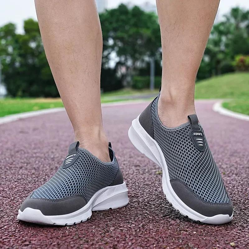 Mens Walking Shoes Breathable Sneakers Lightweight Anti Slip Casual Shoes Slip On Sports Shoes for Men Comfortable Flats