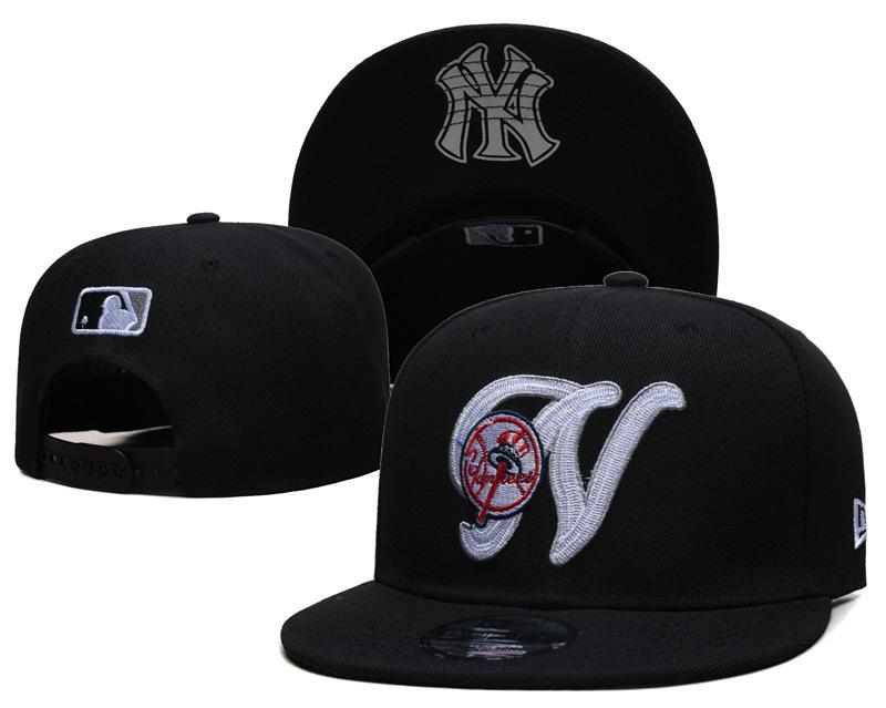 Unisex Trendy Classic Flat Brim Embroidered Hip Hop Baseball Cap