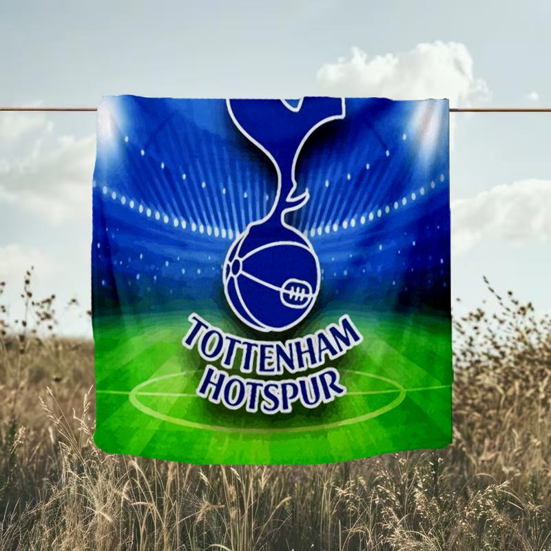 1 pièce Design Tottenham Hotspur F.C Imprimé Couverture Douce en Flanelle Jeté pour Chambre d'Adulte Salon Canapé Camping Voyage Cadeaux pour Fans Cadeaux de Noël