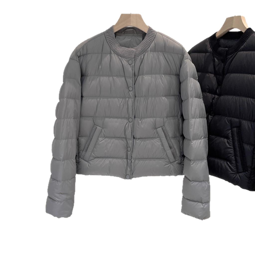 Autumn and winter new round neck white duck down light down jacket women's fashion small foreign style age-reducing short coat tide
