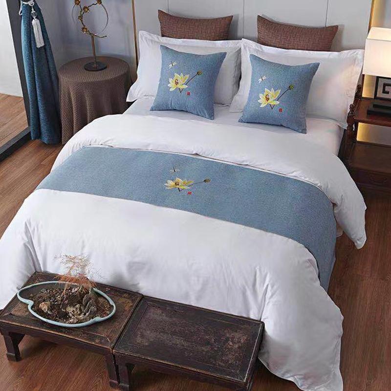 European Style Bed Runners Luxury Embroidery Bed Flag Throw Runner Wedding Room Hotel Home Decoration Bed Tail Towel Pillowcase