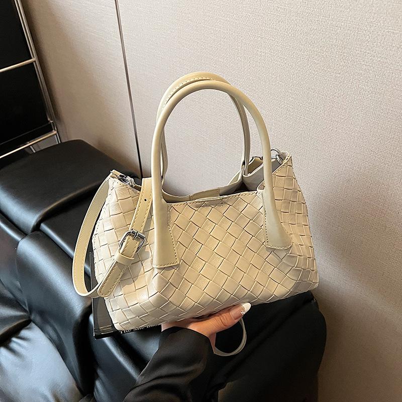 Niche Woven Vegetable Basket Bag Women's 2025 New Fashion and Leisure Simple Crossbody Handbag Large Capacity