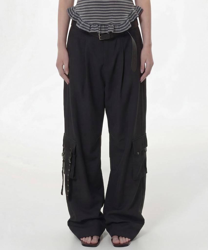 PLASMA SPHERE Kangaroo Parachute Wide Eyelet Cargo Jogger Pants_Black