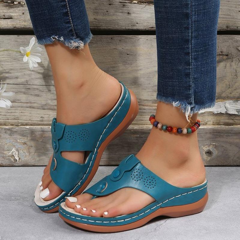 Clip Toe Casual Plus Size Shoes Women Outer Wear Slope Heel Flat Bottom Beach Sandals Slippers Women