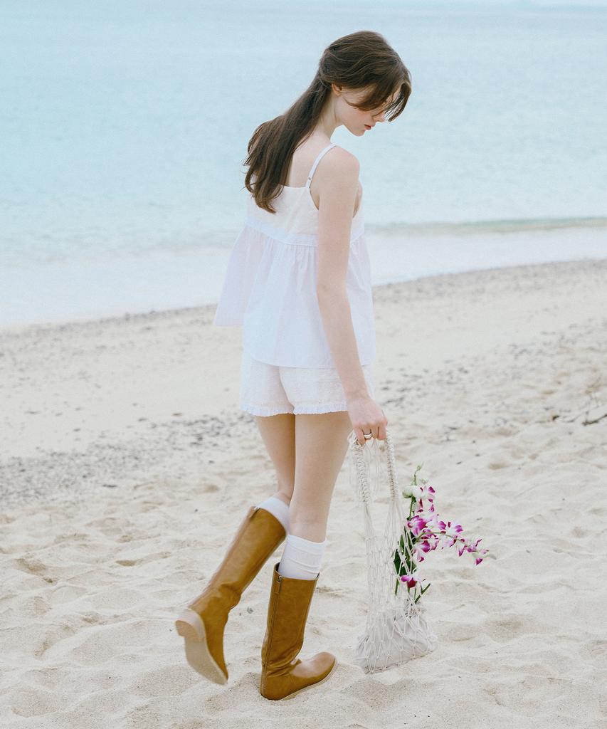 LETTER FROM MOON Cine Punching Lace Blouse (White)