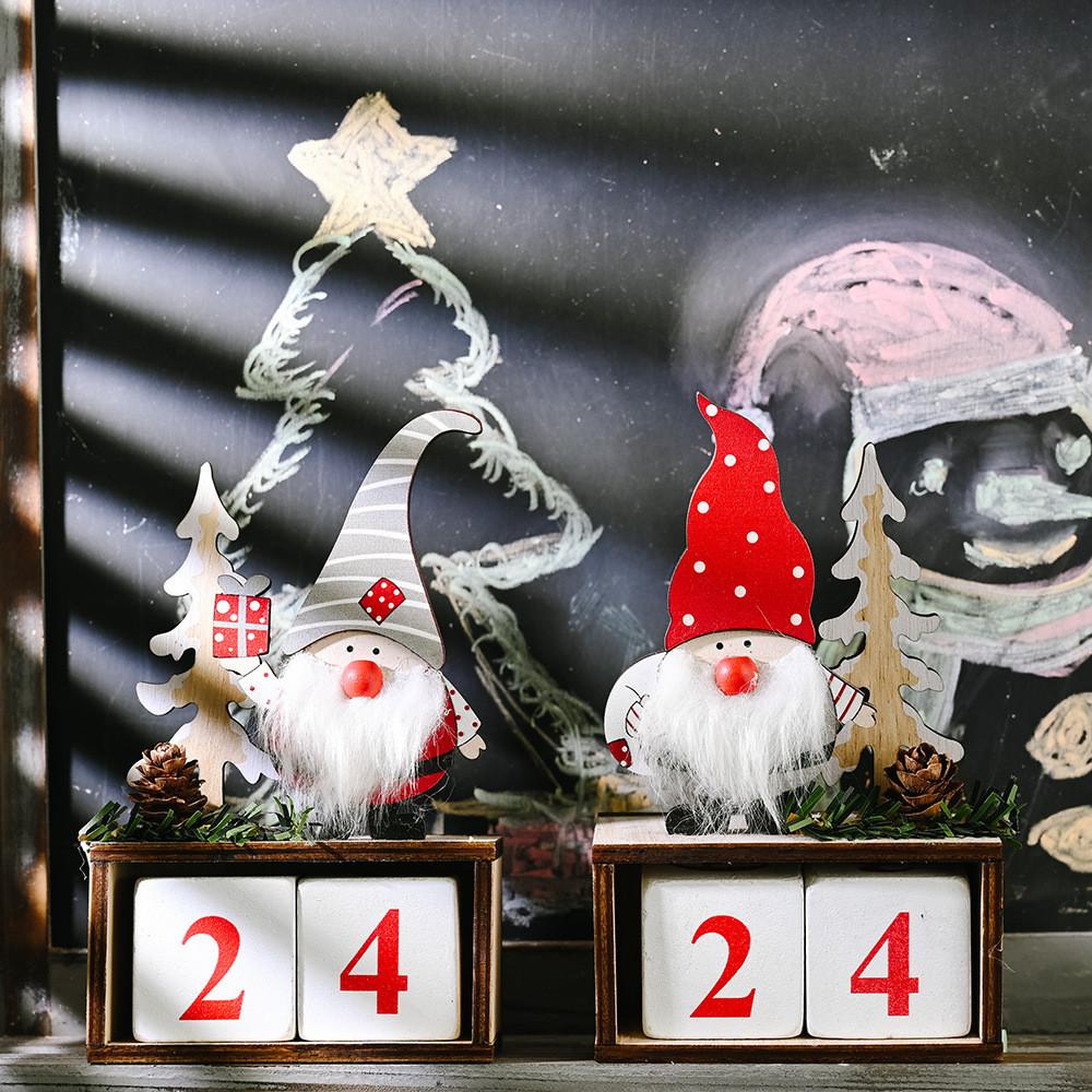 Einzigartiger Holz-Kiefernzapfen-Adventskalender Nikolaus-Dekoration Mit Grauem Hut Für Die Feiertage