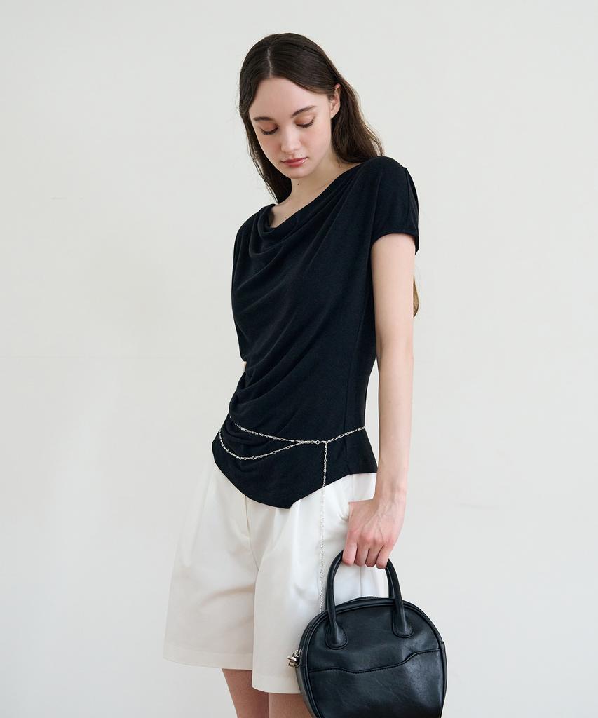 Deuloupisumeon Asymmetrical Tuck Draped T-Shirt [Black]