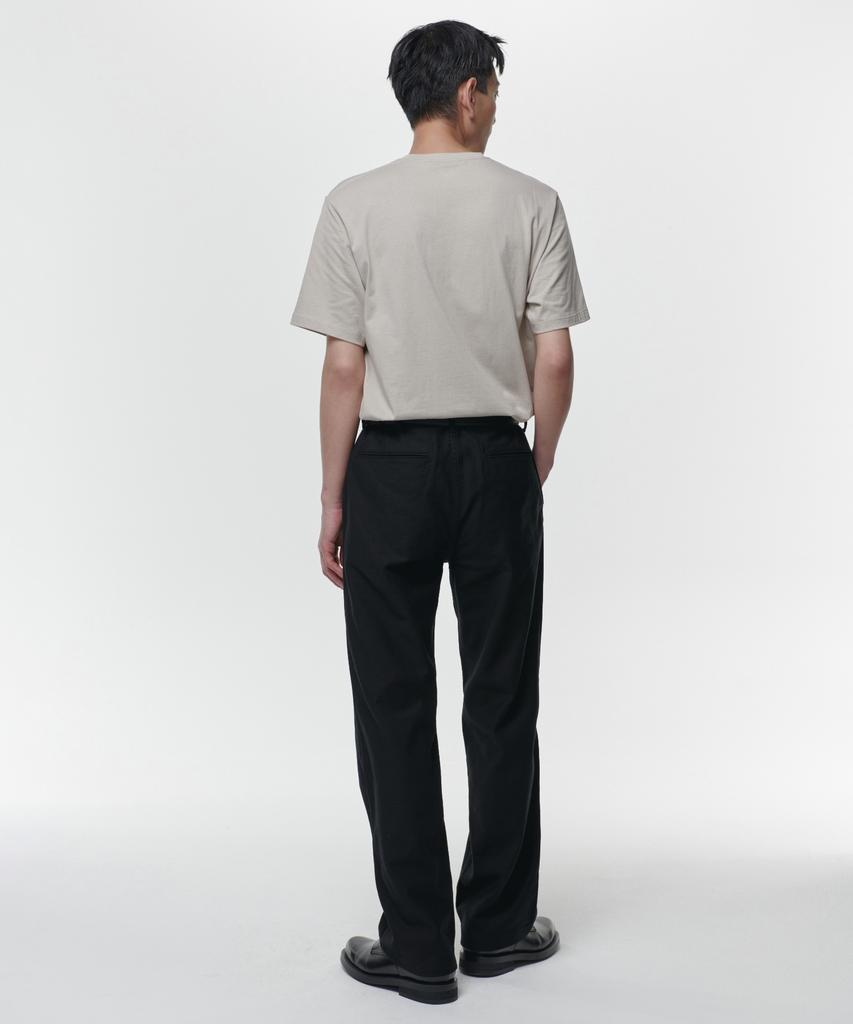 Musinsa Standard Back Satin Officer Pants [Black]