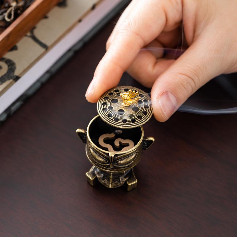 Sanxingdui Alloy Incense Burner - Goose Pear Tent Design for Indoor Zen and Tea Ceremony Decor