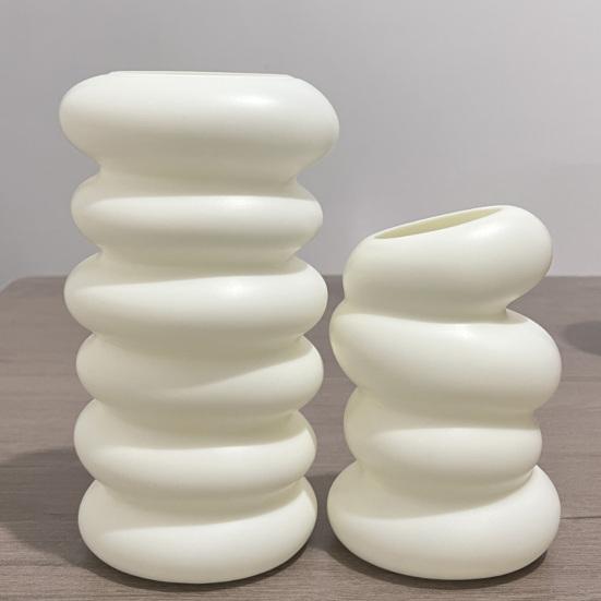 White Faux Ceramic Vase Minimalist Modern Small Flower Vase for Pampas Grass Decorative Vase for Home Office Table Decor Wedding Centerpiece