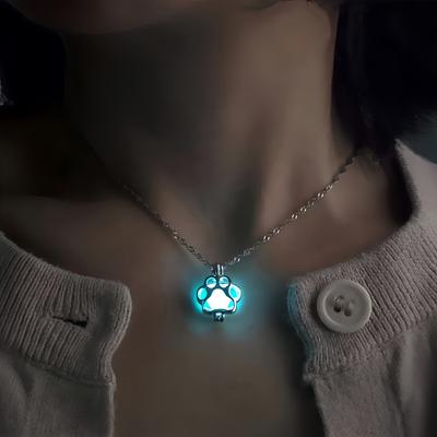 Halloween Luminous Necklace Female Pendant, Alloy Fluorescent Dog Footprint Necklace