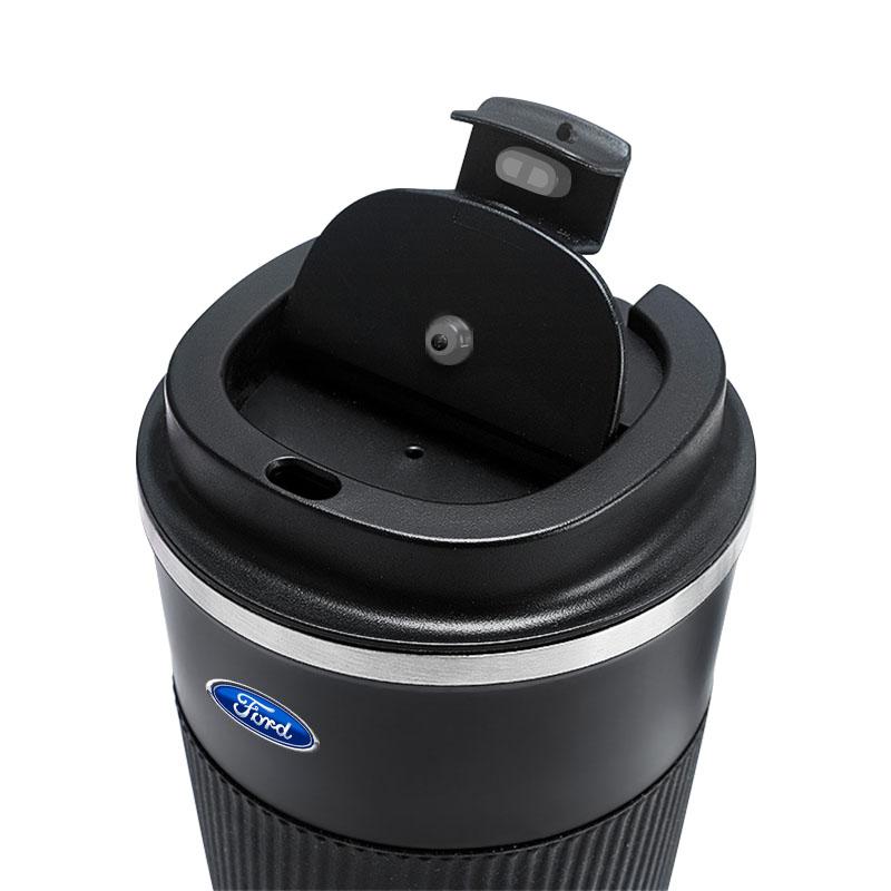 1Pcs Car Trash Can Portable Hanging Vehicle Garbage Case Car Accessories For Ford Focus Mondeo Kuga Fiesta MK7 Escort Explorer Edge 2 4 MK2 MK4