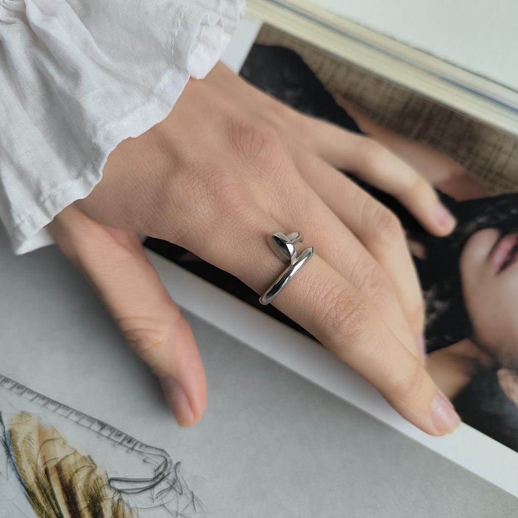 Silver Ring with No Stones, Product Weight 2.37 G (2199168)