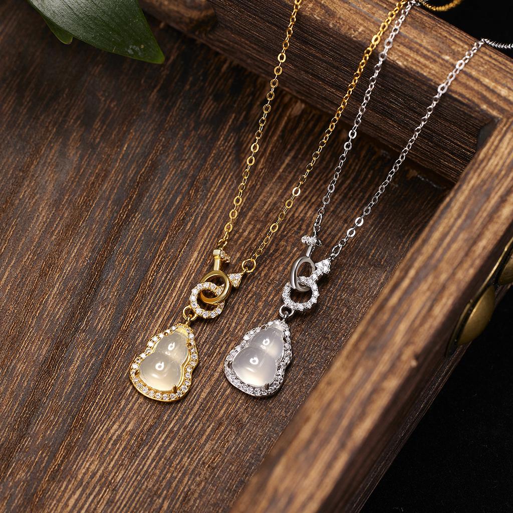 New Chinese Style S925 Sterling Silver Natural White Chalcedony Gourd Necklace, Luxury Interlocking Clavicle Chain Jewelry For Women