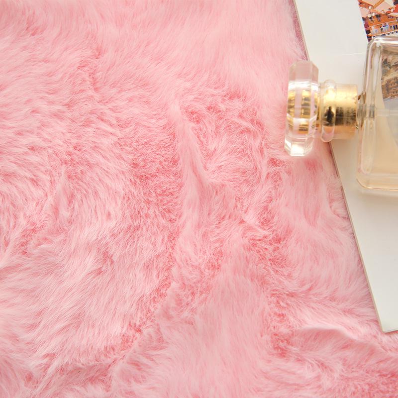 Plush Imitation Rabbit Fur Carpet for Living Room, Bedroom, or Bay Window – Machine Washable, Thick, and Full Coverage.