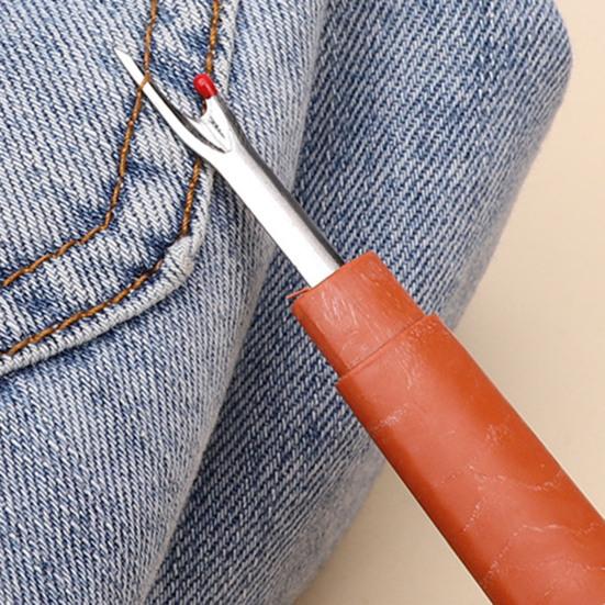 34-teiliges Nähwerkzeug-Set mit Nadeleinfädler Fadenentferner Fingerhüte Verschiedene Nadelgrößen Farbige Garnspulen Tragbare Nähwerkzeuge Handnähen
