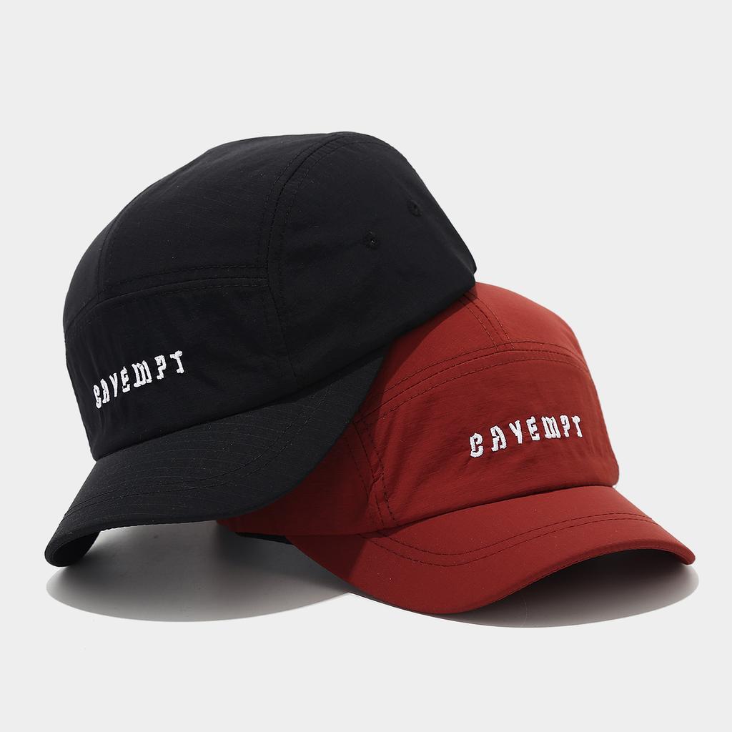 Minimalist Niche Short-brimmed Baseball Cap, Light Mesh Quick-drying Hat, Male and Female Couples Retro Casual Five-piece Hat