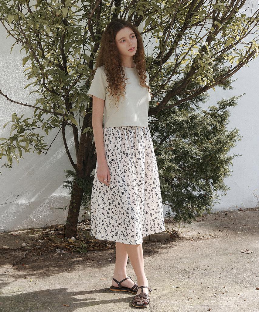 Jyudiaenpol Floral Flare Skirt (2 Colors)