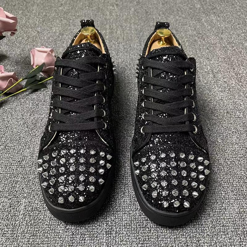 Moda hombre lujo moda remaches zapatos con cordones derby planos zapato punk hip hop vestido diseñador personalidad zapatillas tendencia calzado