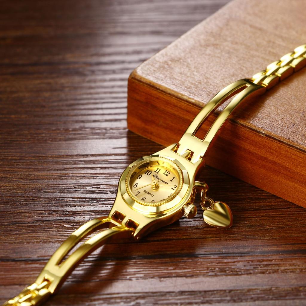 Women's Watch Heart Pendant Bracelet Waterproof Arabic Numerals Analog Quartz Watch Stainless Steel Fashionable for Women - Birthday Anniversary