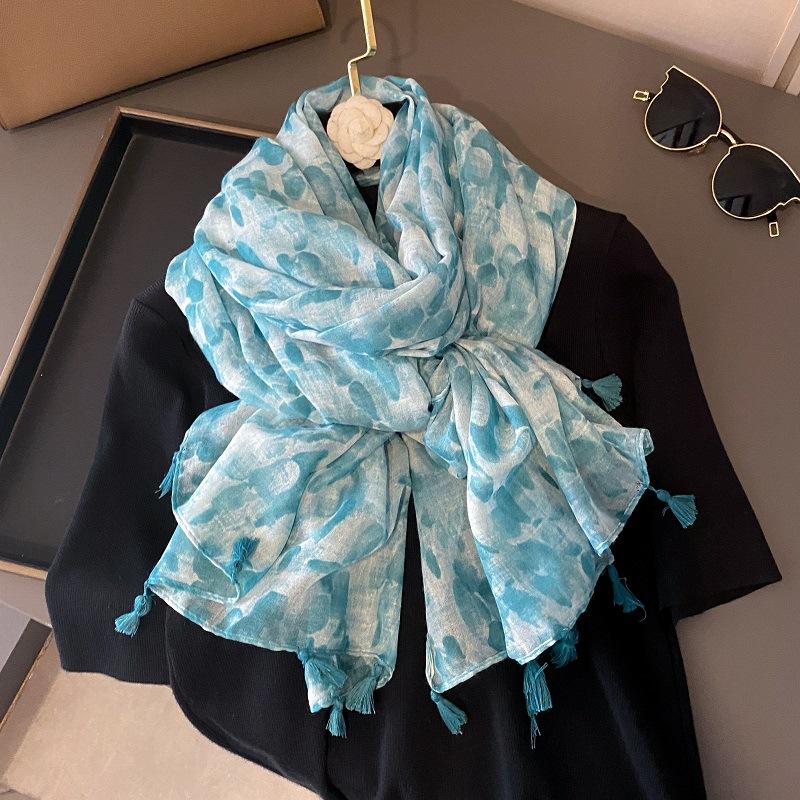 Autumn Viscose Cotton Scarf Aztec Paisley Floral Shawl Wraps Lady Thin Scarves Fashion Tassel Pashmina High Quality Foulard